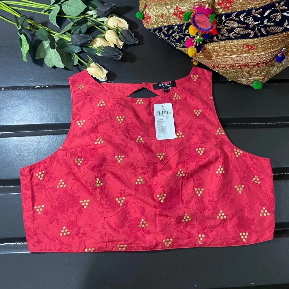 Melange Tops. Size - XXL - Picture 1 of 9